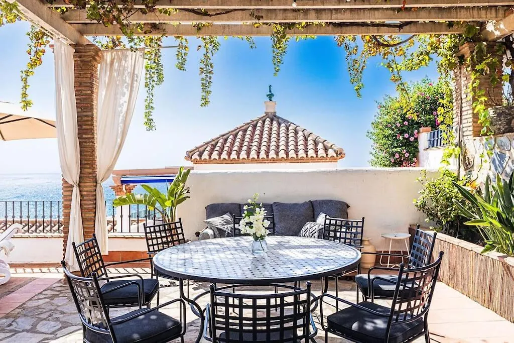 Luxurious Villa In Tamango Hill Torrox